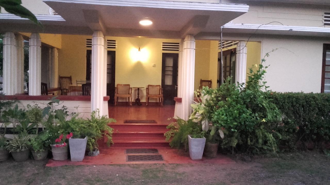 Sujatha Villa Paradise Tangalle Kültér fotó